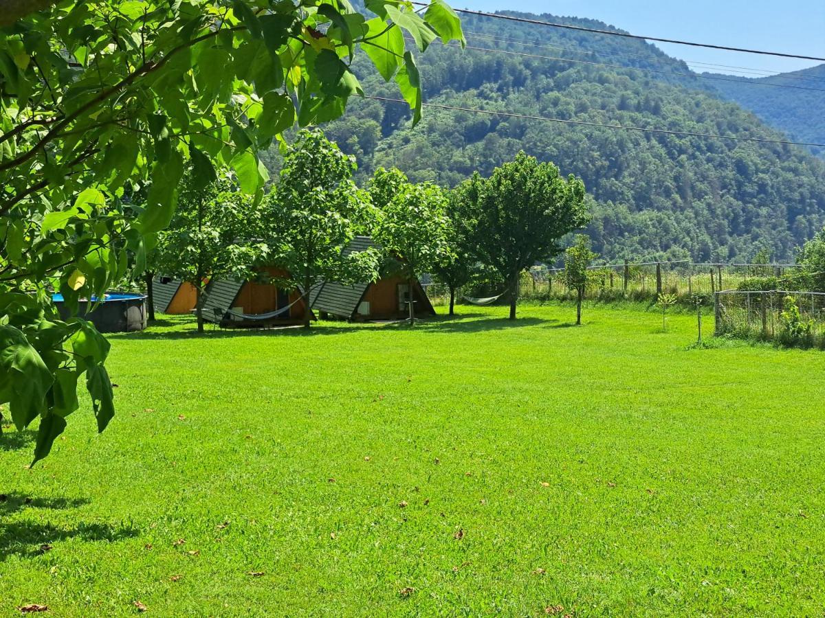 Glamping Hiske Petrin Hotel Tolmin Exterior foto